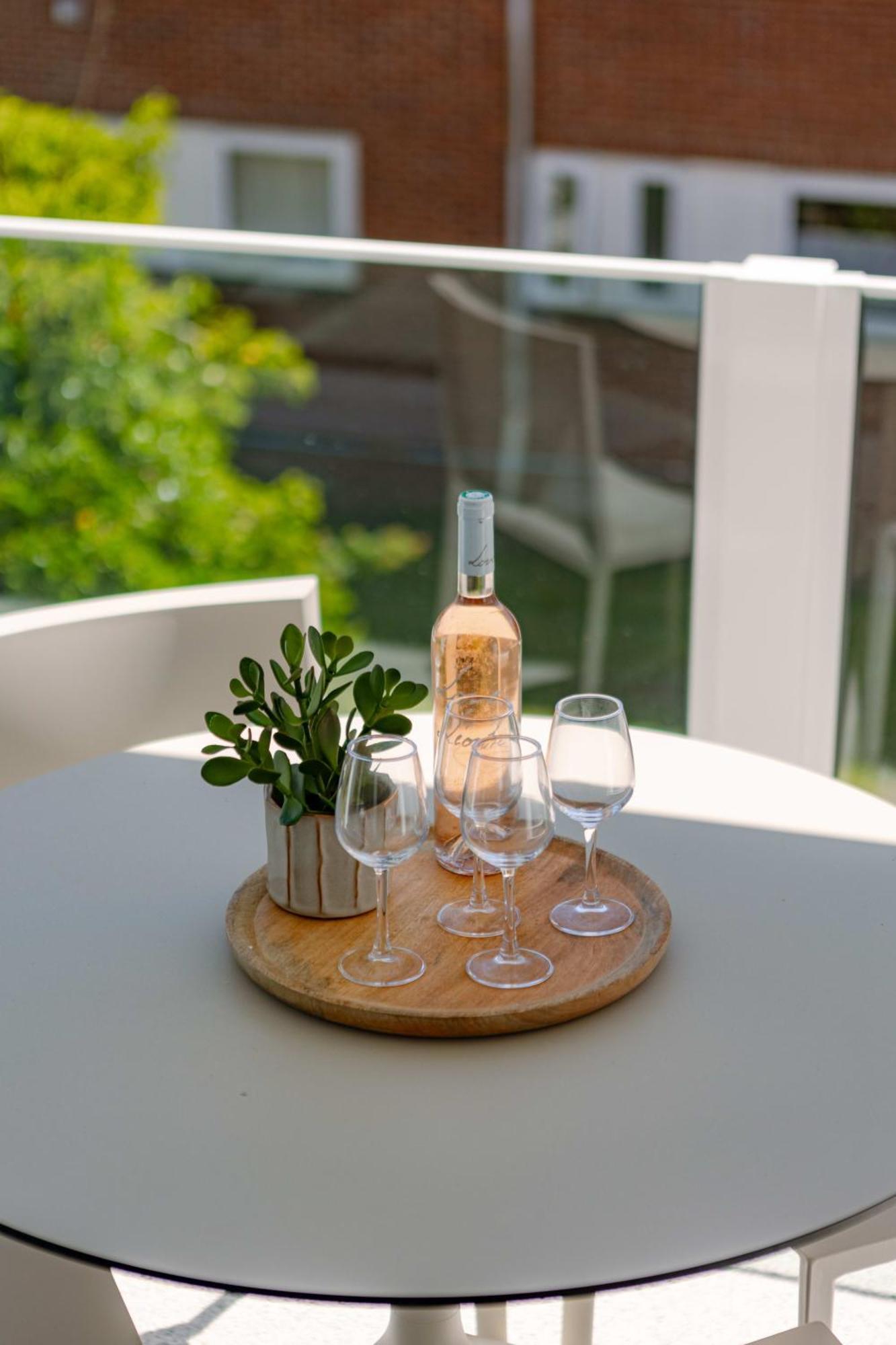 Huswell - Pet-Friendly Getaway Near Cadzand Beach Экстерьер фото